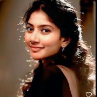 Kasthuri smiley